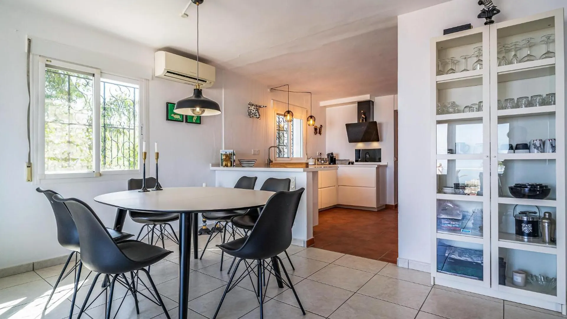 Lovely Home In Almunecar With Kitchen Spain